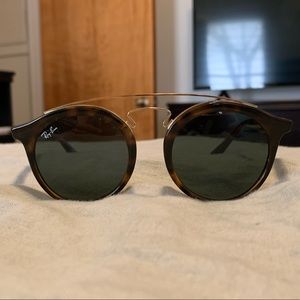 Ray-ban tortoise gatsby sunglasses, size small